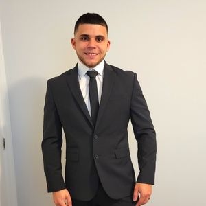 Meet your Posher, Grant